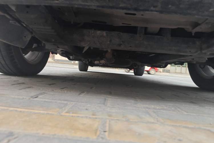 Used Buick GL8 2014 2.4L Classic Edition Chassis Front