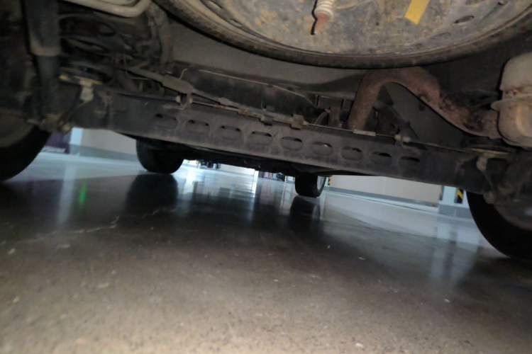 Used Buick GL8 2014 2.4L Classic Edition Chassis Rear