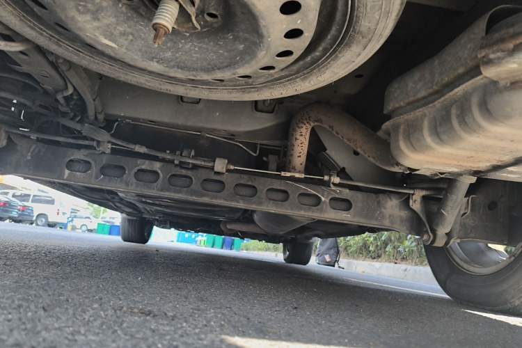 Used Buick GL8 2014 2.4L Classic Edition Chassis Rear