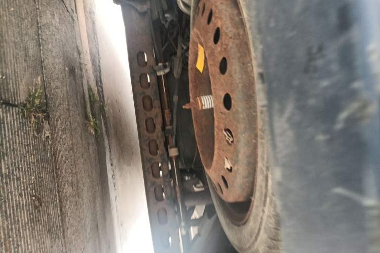 Used Buick GL8 2014 2.4L Comfort Edition Chassis Rear
