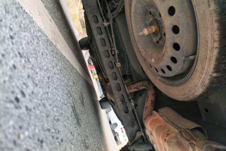 Used Buick GL8 2014 2.4L Classic Edition Chassis Rear