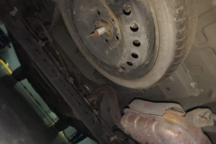 Used Buick GL8 2014 2.4L Classic Edition Chassis Rear