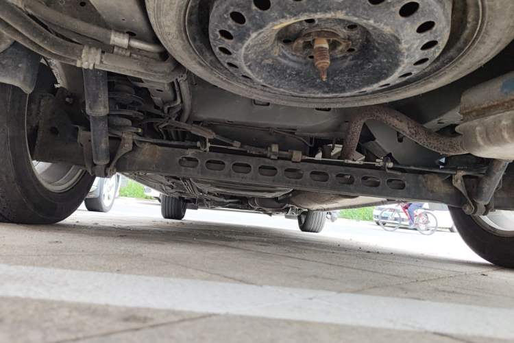 Used Buick GL8 2014 2.4L CT Luxury Business Comfort Edition Chassis Rear