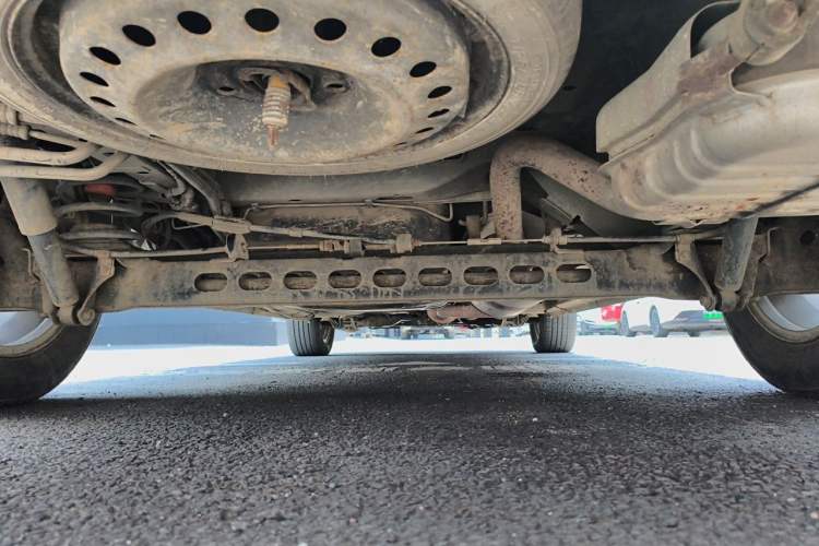 Used Buick GL8 2014 2.4L Executive Edition Chassis Rear