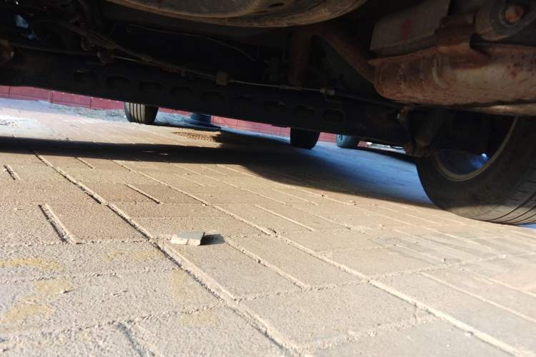 Used Buick GL8 2014 2.4L Classic Edition Chassis Rear