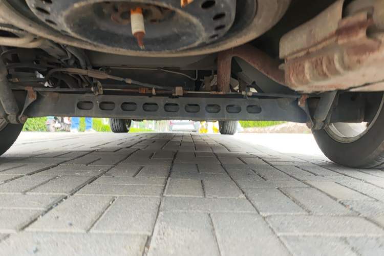 Used Buick GL8 2014 2.4L Classic Edition Chassis Rear