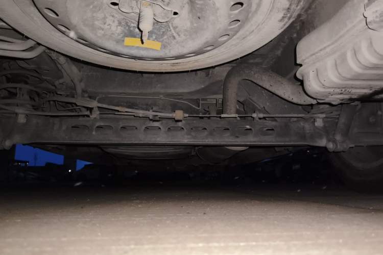 Used Buick GL8 2014 2.4L Comfort Edition Chassis Rear