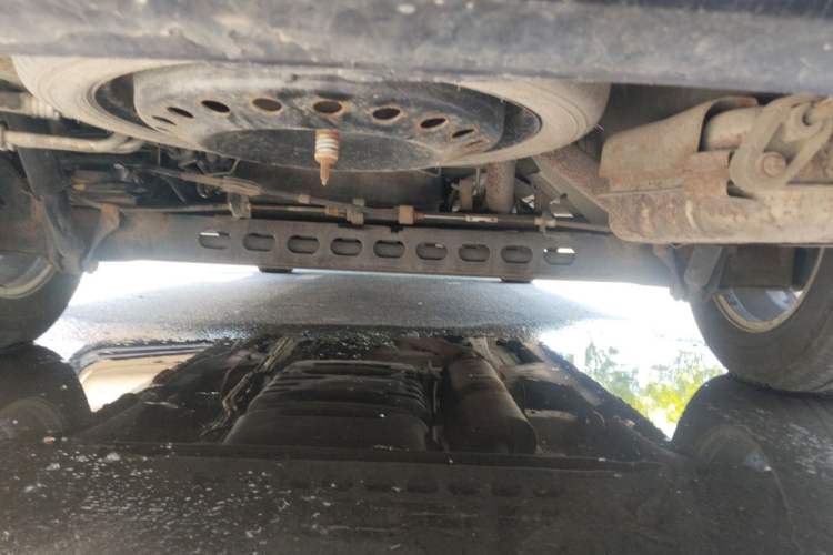 Used Buick GL8 2014 2.4L Classic Edition Chassis Rear