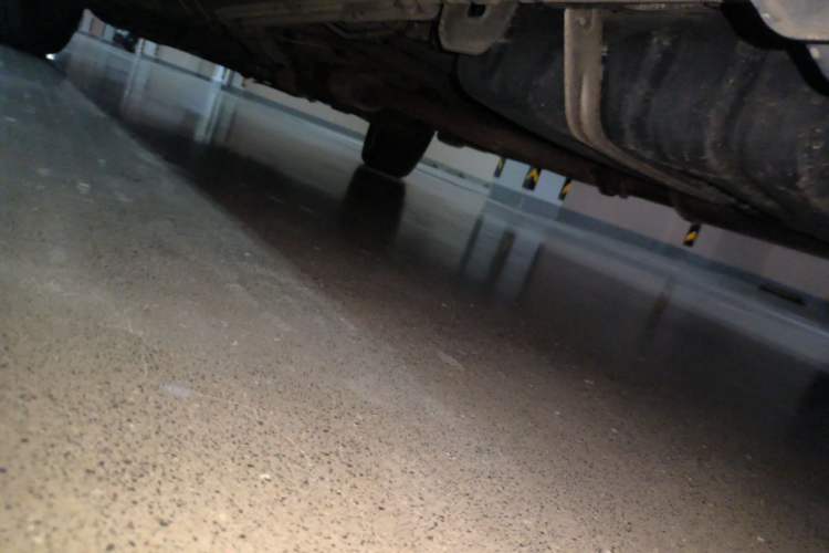 Used Buick GL8 2014 2.4L Classic Edition Chassis Rear Left