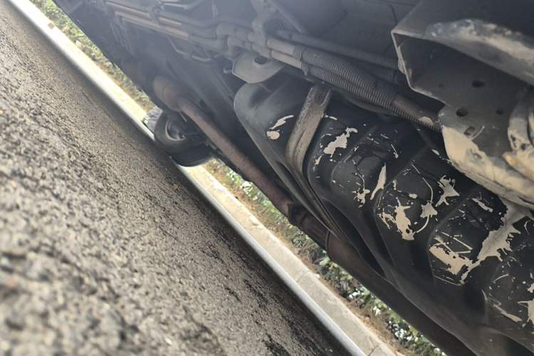 Used Buick GL8 2014 2.4L Classic Edition Chassis Rear Left