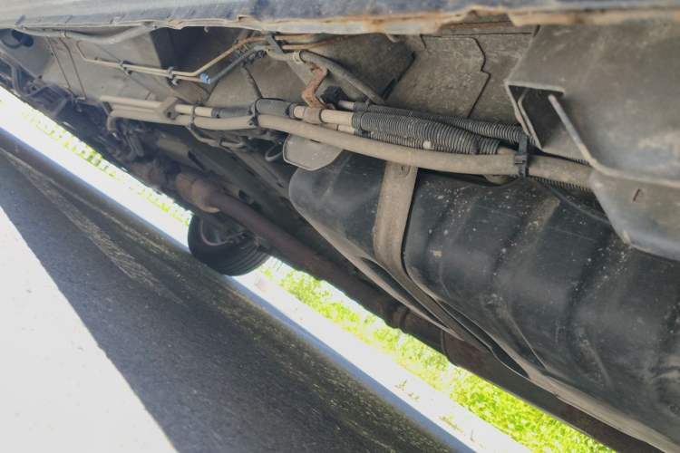 Used Buick GL8 2014 2.4L Comfort Edition Chassis Rear Left