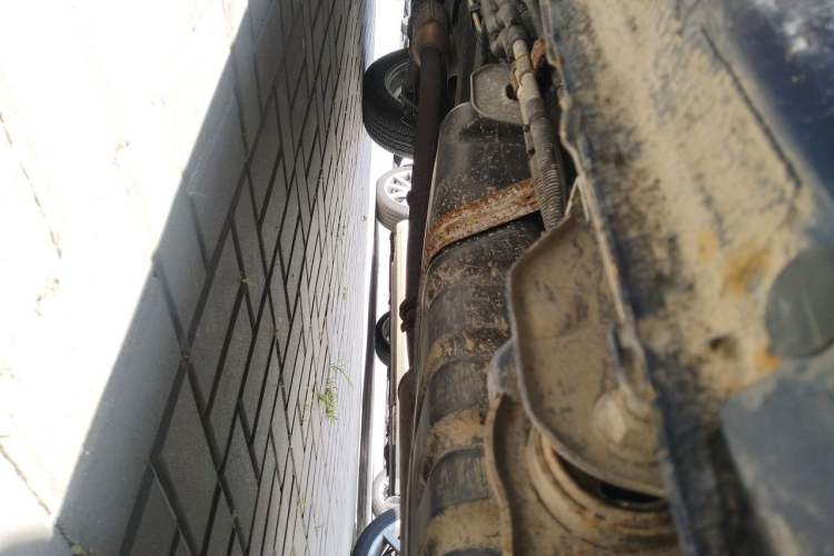 Used Buick GL8 2014 2.4L Classic Edition Chassis Rear Left