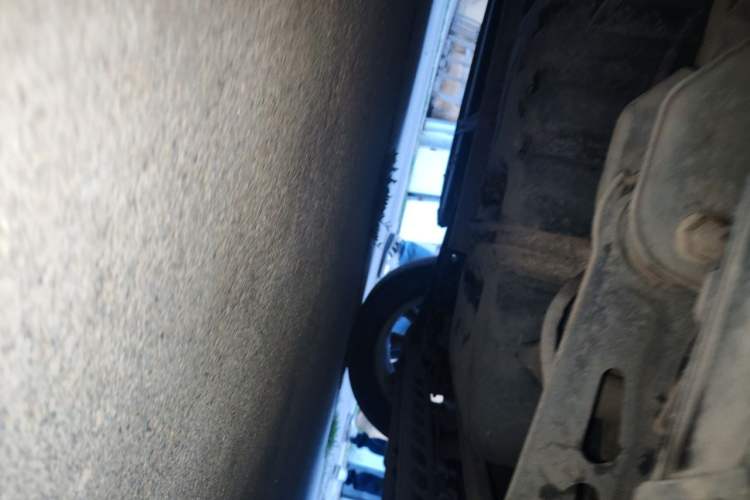 Used Buick GL8 2014 2.4L Classic Edition Chassis Rear Left
