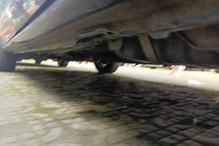 Used Buick GL8 2014 2.4L Classic Edition Chassis Rear Left