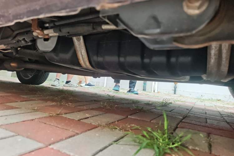 Used Buick GL8 2014 2.4L Classic Edition Chassis Rear Left