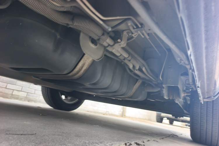 Used Buick GL8 2014 2.4L Classic Edition Chassis Rear Left