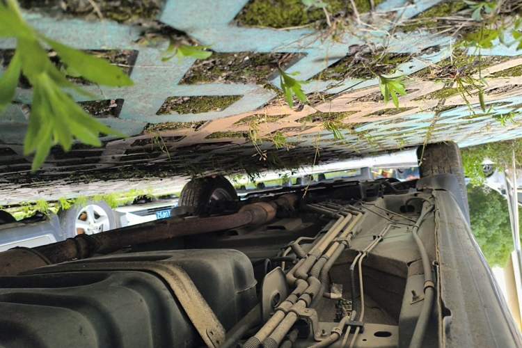 Used Buick GL8 2014 2.4L Classic Edition Chassis Rear Left