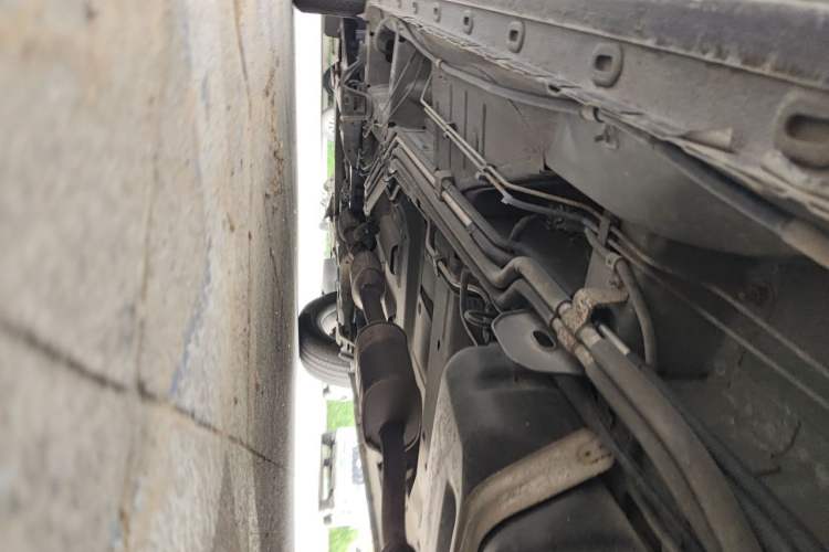 Used Buick GL8 2014 2.4L CT Luxury Business Comfort Edition Chassis Rear Left