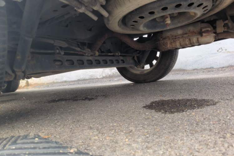 Used Buick GL8 2014 2.4L Classic Edition Chassis Rear Left
