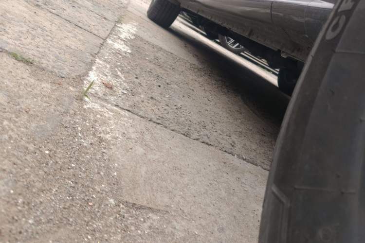 Used Buick GL8 2014 2.4L Classic Edition Chassis Rear Left