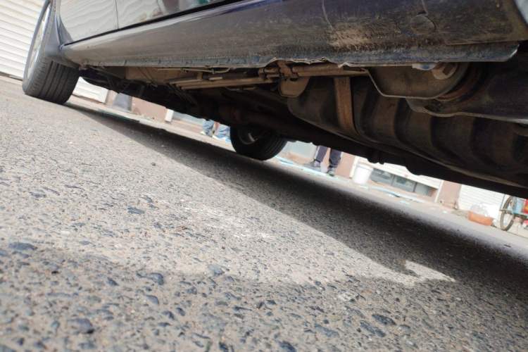 Used Buick GL8 2014 2.4L Executive Edition Chassis Rear Left