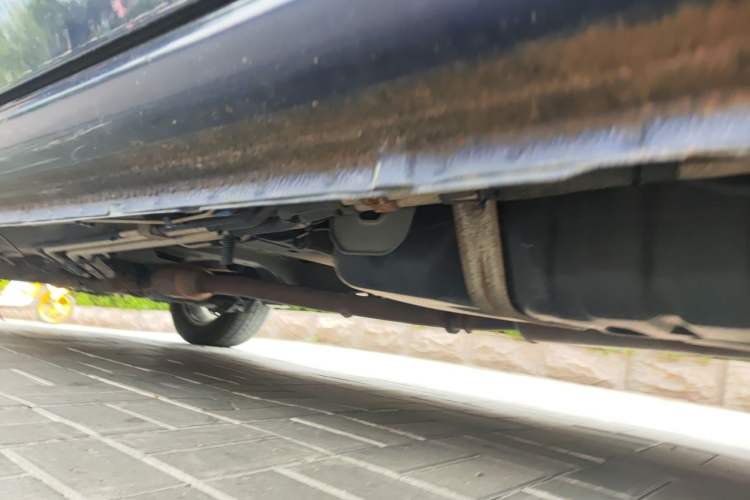 Used Buick GL8 2014 2.4L Classic Edition Chassis Rear Left