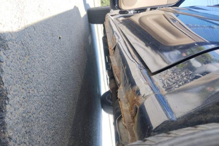 Used Buick GL8 2014 2.4L Classic Edition Chassis Rear Left
