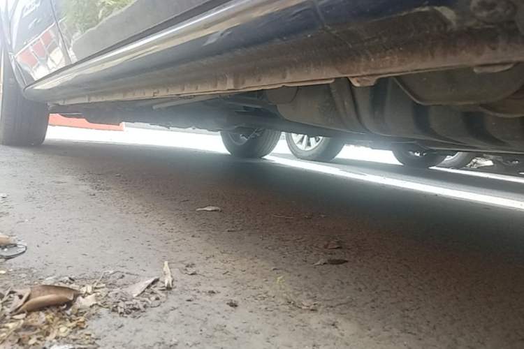 Used Buick GL8 2014 2.4L Executive Edition Chassis Rear Left