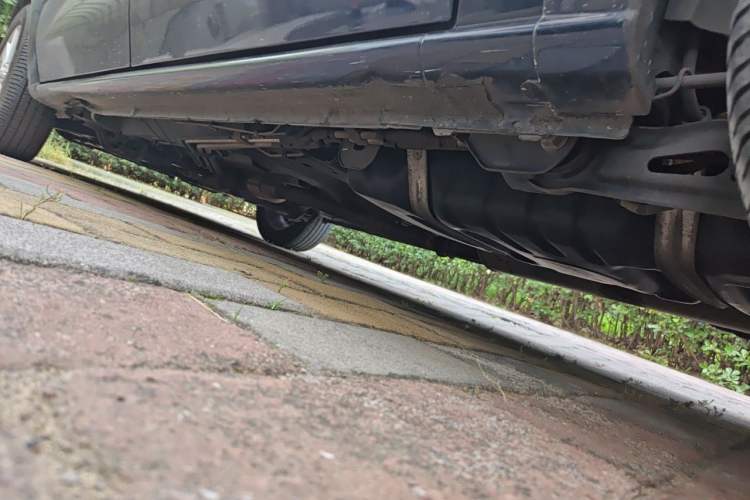 Used Buick GL8 2014 2.4L Classic Edition Chassis Rear Left