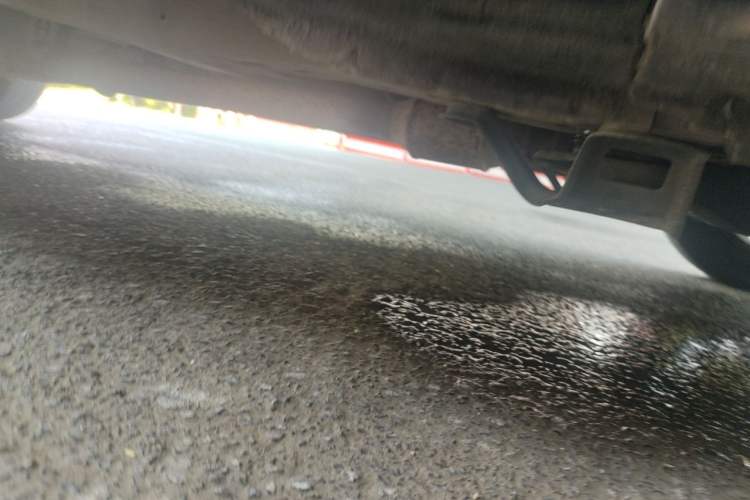 Used Buick GL8 2014 2.4L Classic Edition Chassis Rear Left