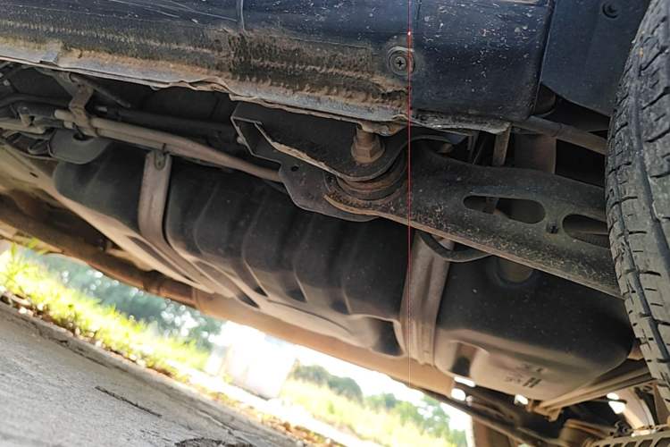 Used Buick GL8 2014 2.4L Classic Edition Chassis Rear Left