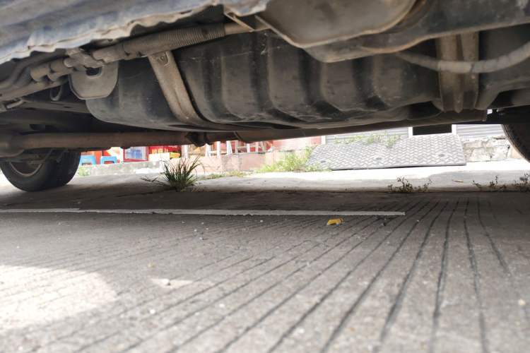 Used Buick GL8 2014 2.4L Classic Edition Chassis Rear Left