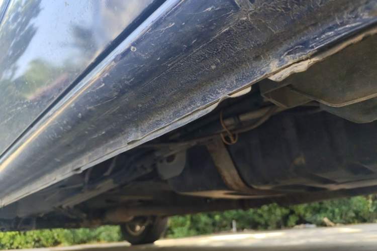 Used Buick GL8 2014 2.4L Classic Edition Chassis Rear Left