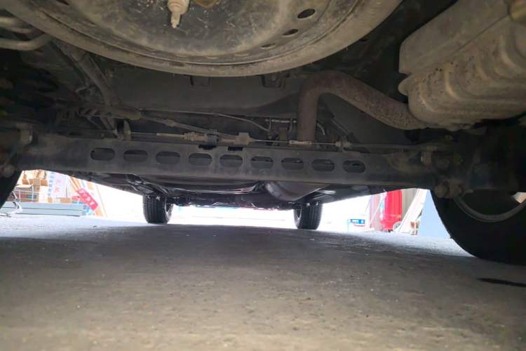 Used Buick GL8 2014 2.4L Classic Edition Chassis Rear