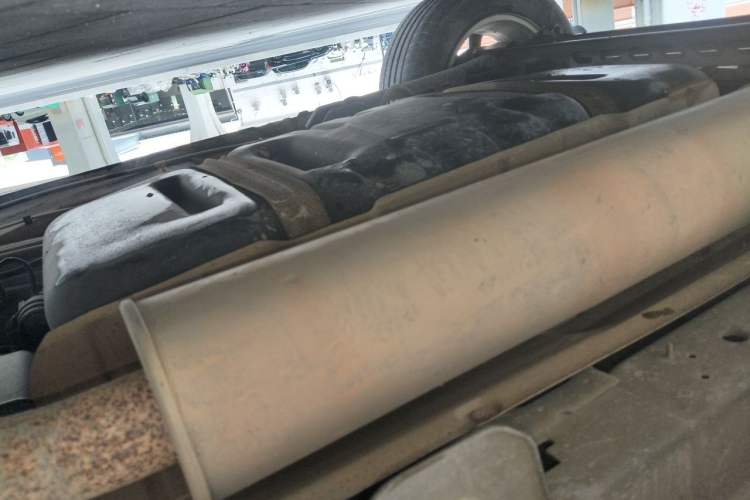 Used Buick GL8 2014 2.4L Classic Edition Chassis Rear Right