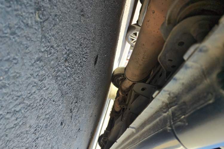 Used Buick GL8 2014 2.4L Classic Edition Chassis Rear Right
