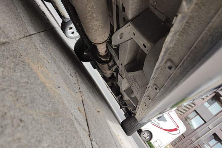 Used Buick GL8 2014 2.4L CT Luxury Business Comfort Edition Chassis Rear Right