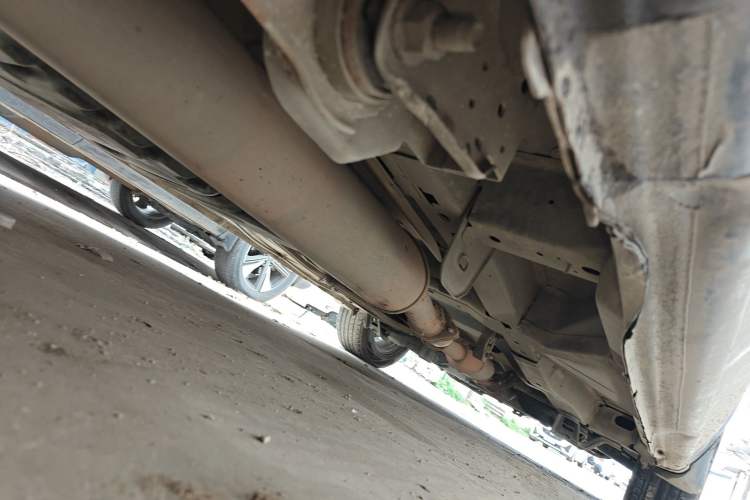Used Buick GL8 2014 2.4L Classic Edition Chassis Rear Right