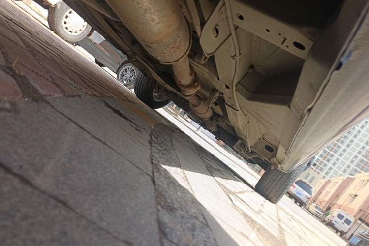 Used Buick GL8 2014 2.4L Classic Edition Chassis Rear Right
