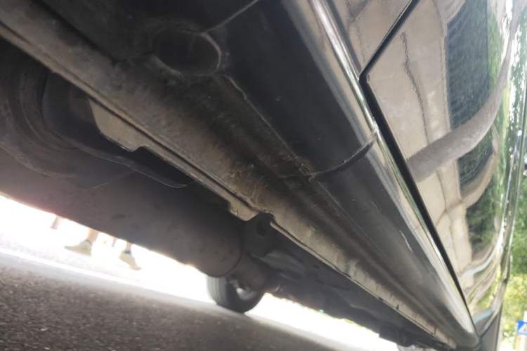 Used Buick GL8 2014 2.4L Classic Edition Chassis Rear Right