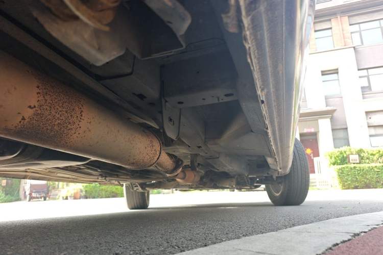 Used Buick GL8 2014 2.4L Classic Edition Chassis Rear Right
