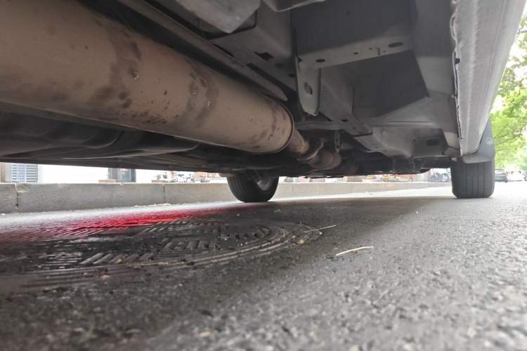 Used Buick GL8 2014 2.4L Executive Edition Chassis Rear Right