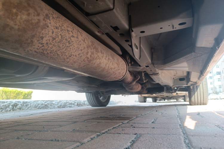 Used Buick GL8 2014 2.4L Classic Edition Chassis Rear Right