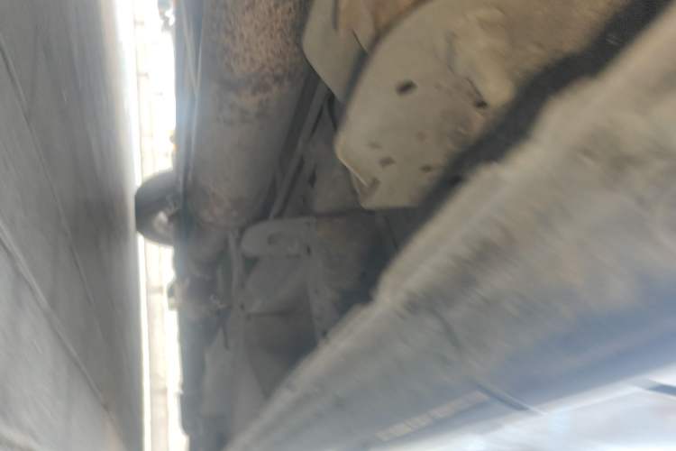 Used Buick GL8 2014 2.4L Classic Edition Chassis Rear Right