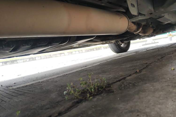 Used Buick GL8 2014 2.4L Classic Edition Chassis Rear Right