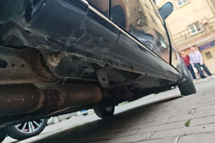Used Buick GL8 2014 2.4L Classic Edition Chassis Rear Right