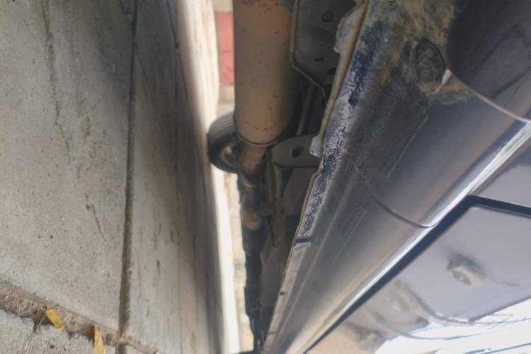 Used Buick GL8 2014 2.4L Comfort Edition Chassis Rear Right