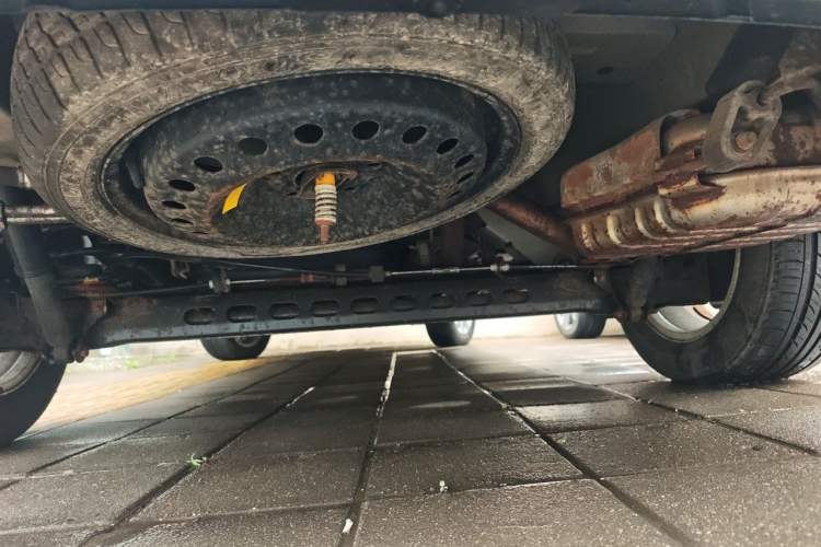 Used Buick GL8 2014 2.4L Comfort Edition Chassis Rear