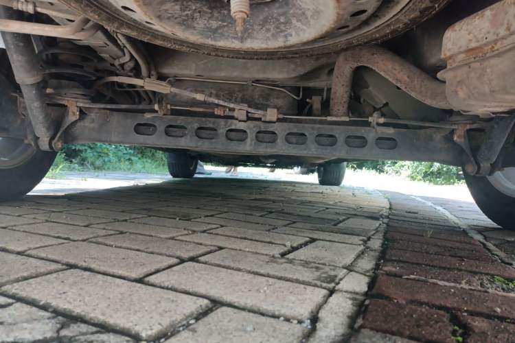 Used Buick GL8 2014 2.4L Classic Edition Chassis Rear