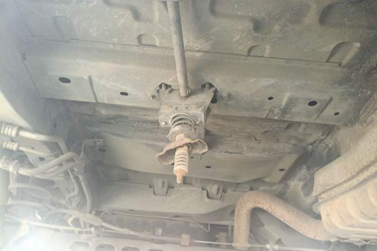 Used Buick GL8 2014 2.4L Classic Edition Chassis Rear